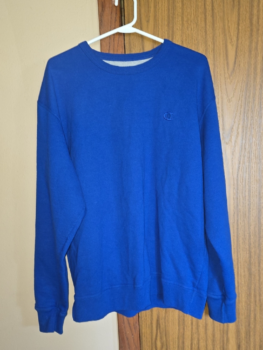 Champion Men's Blue Crewneck Sweatshirt